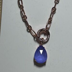 Necklace resort, WEAR